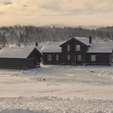 Chalet Cozy With Trail Access
