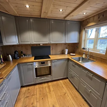 度假居 Cozy With Trail Access *