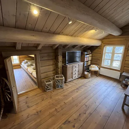 Cozy With Trail Access