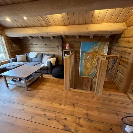 Vakantiehuis Cozy With Trail Access Beitostolen