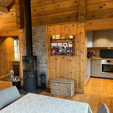 Cozy With Trail Access