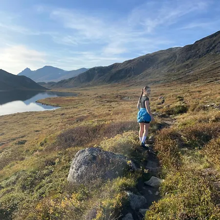 Cozy With Trail Access Vakantiehuis